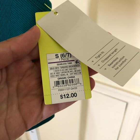 All In Motion NWT Girls' Cropped Seamless Tank Green Size S (6/7) - Picture 4 of 9